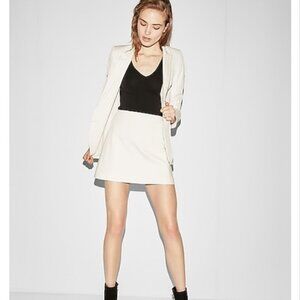 EXPRESS High Waisted White A-line High Waist Mini Skirt 00